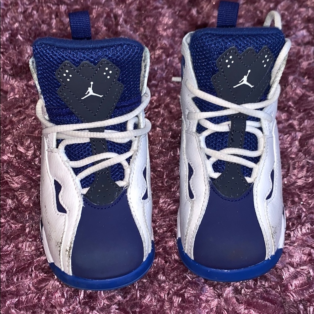 Jordan True Flight BT